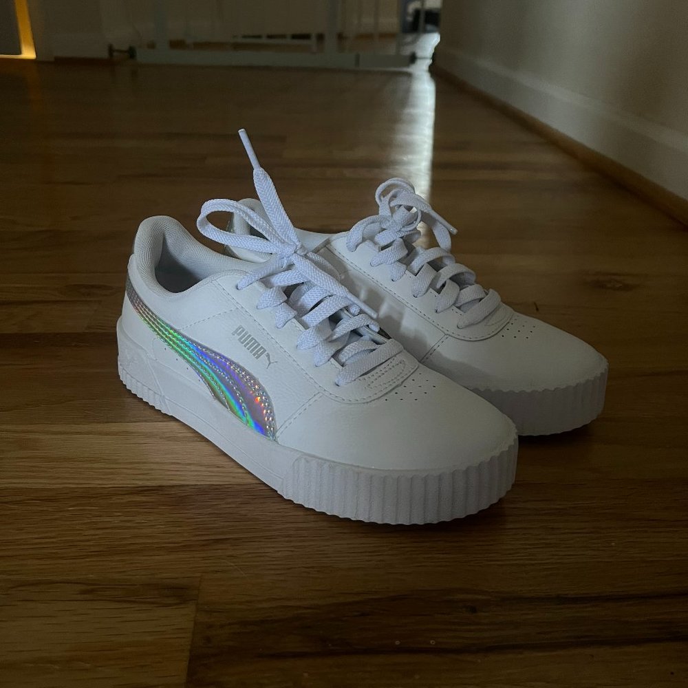 Puma Womens Sneakers Size 7.5 Iridescent Accent